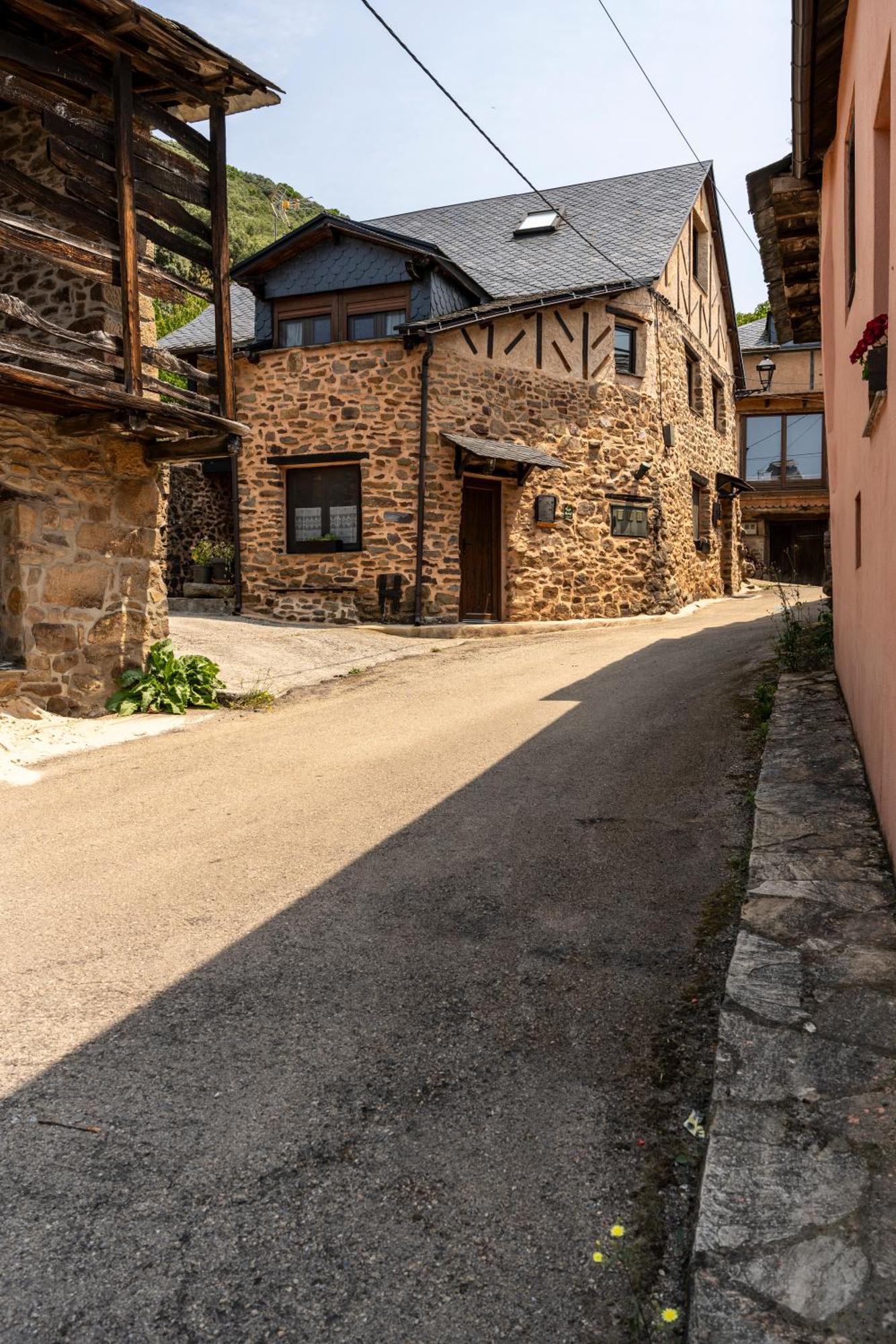 Casa de turismo rural Sardom2 Διαμέρισμα Bembibre  Εξωτερικό φωτογραφία